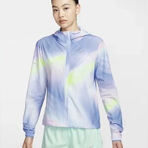 NIKE Swift Repel Full Zip Hooded Water Repellent Running Rain Jacket MEDIUM NWT